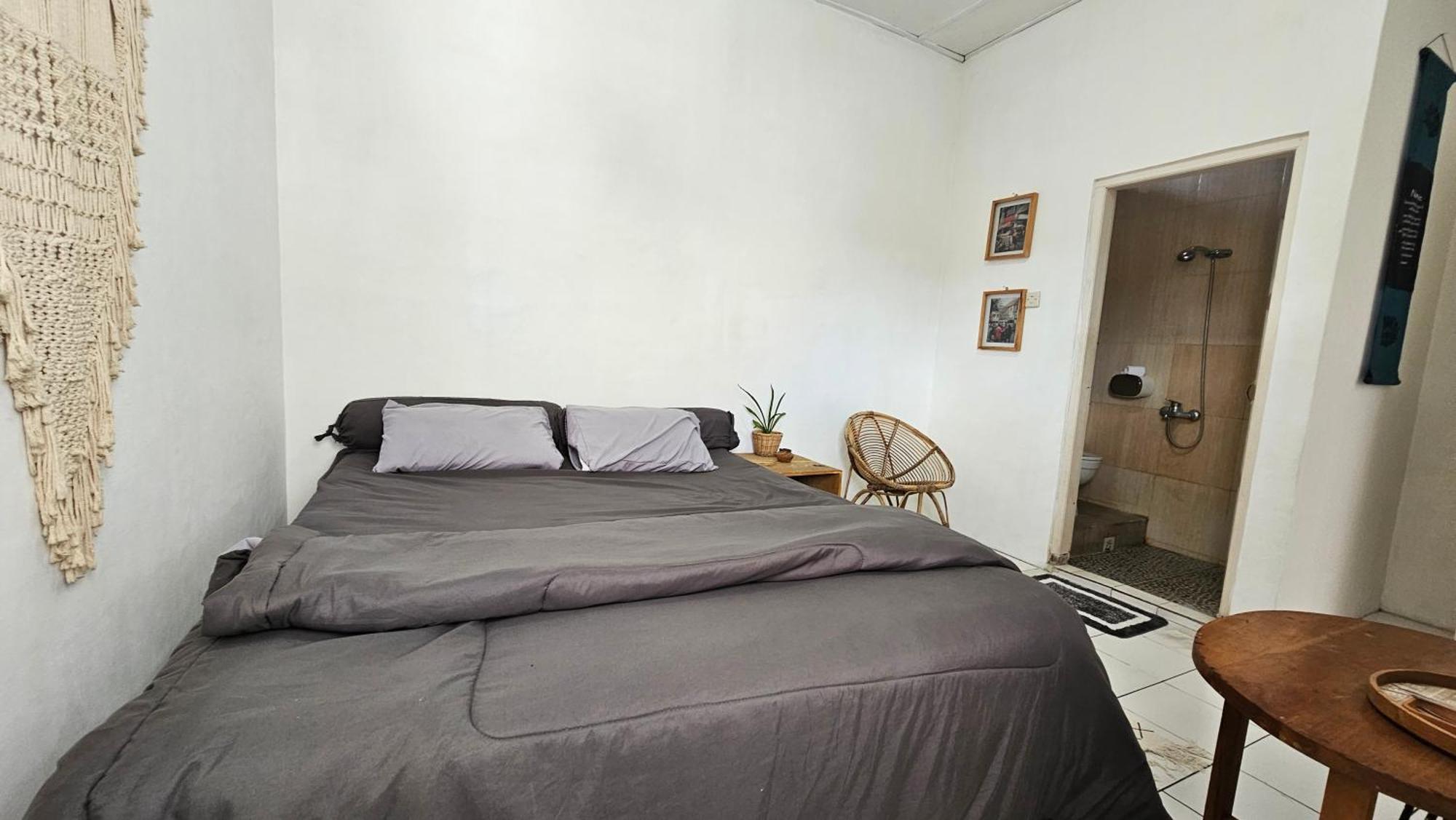 יוגיאקרטה Oke Baik Hostel מראה חיצוני תמונה