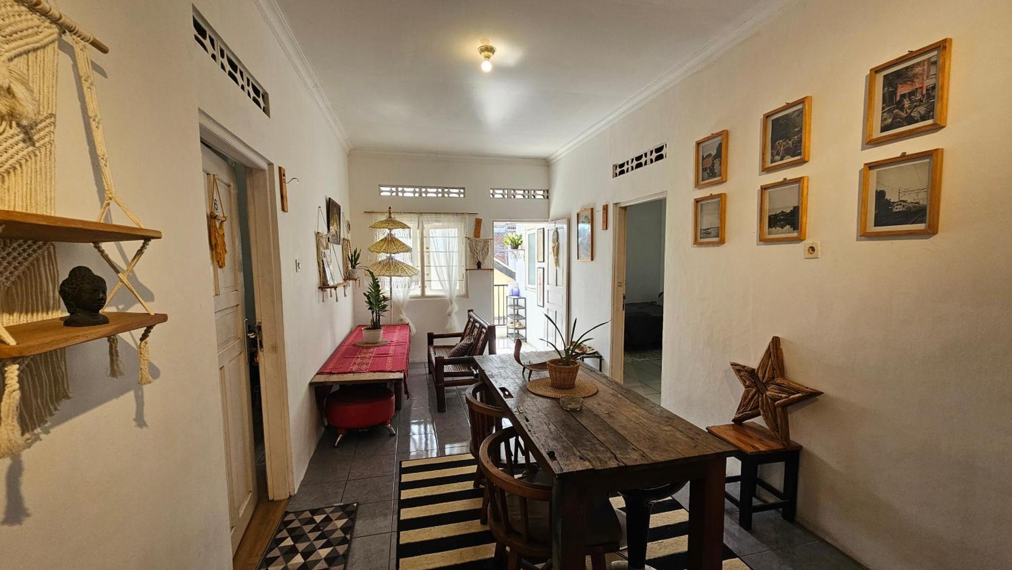יוגיאקרטה Oke Baik Hostel מראה חיצוני תמונה